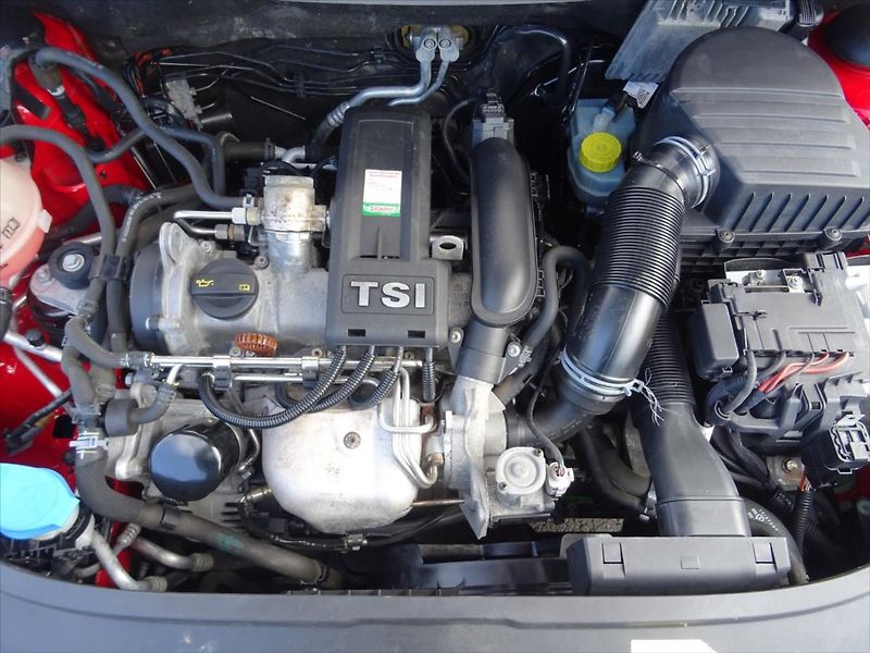 Škoda Fabia 1,2 TSI - fotka 25 z 27