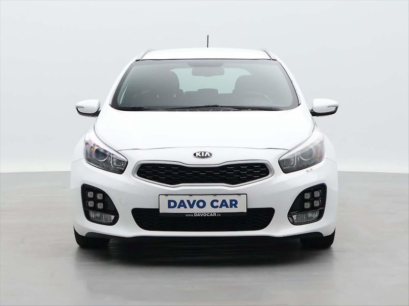 Kia Ceed 1,6 CRDi 100kW GT-Line CZ Navi - fotka 2 z 38