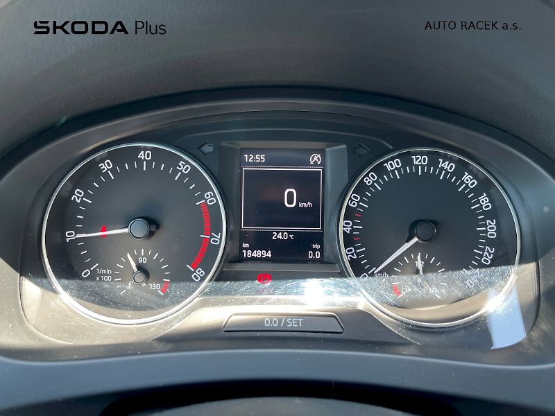 Škoda Rapid (2015) 1.2 TSI 81kW Ambition - fotka 5 z 26