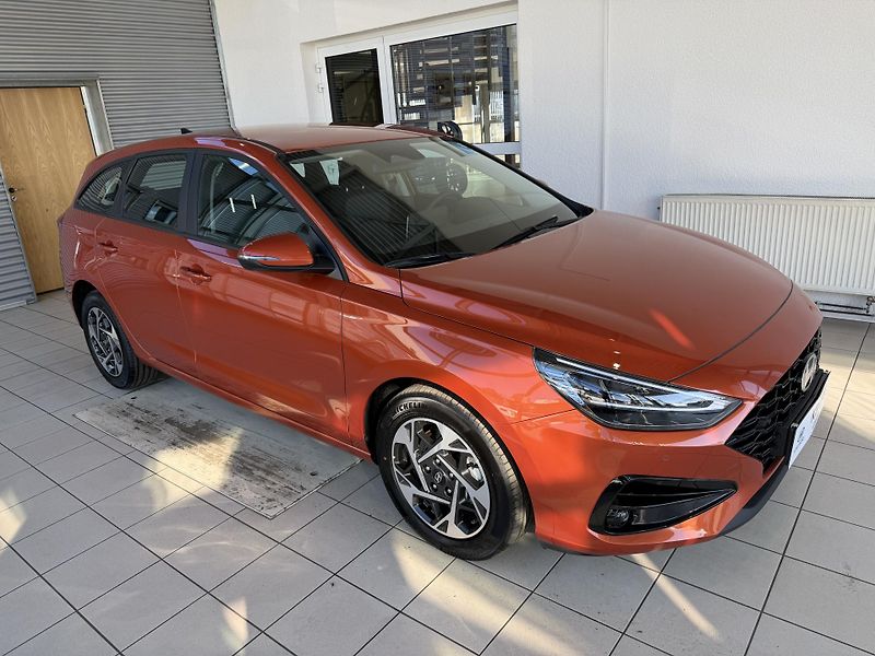 Hyundai i30 (2025) 1.0T-GDi 74kW Comfort AT - fotka 6 z 14