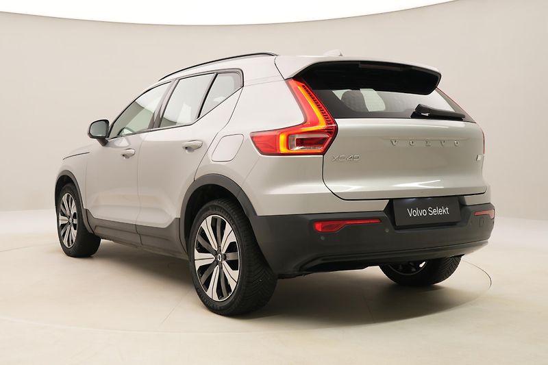 Volvo XC40 PURE ELECTRIC RECHARGE PLUS - fotka 11 z 50