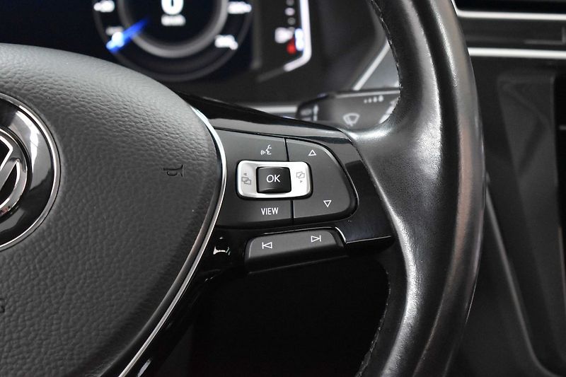 Volkswagen Tiguan 1.5 TSI DSG*VIRTUAL*KAMERA*ACC - fotka 19 z 44