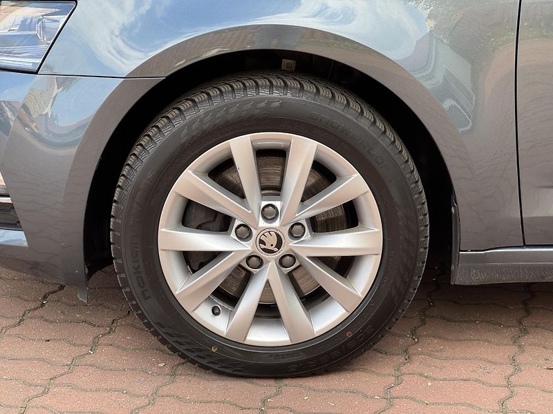 Škoda Octavia (2017) Combi Style - fotka 9 z 28