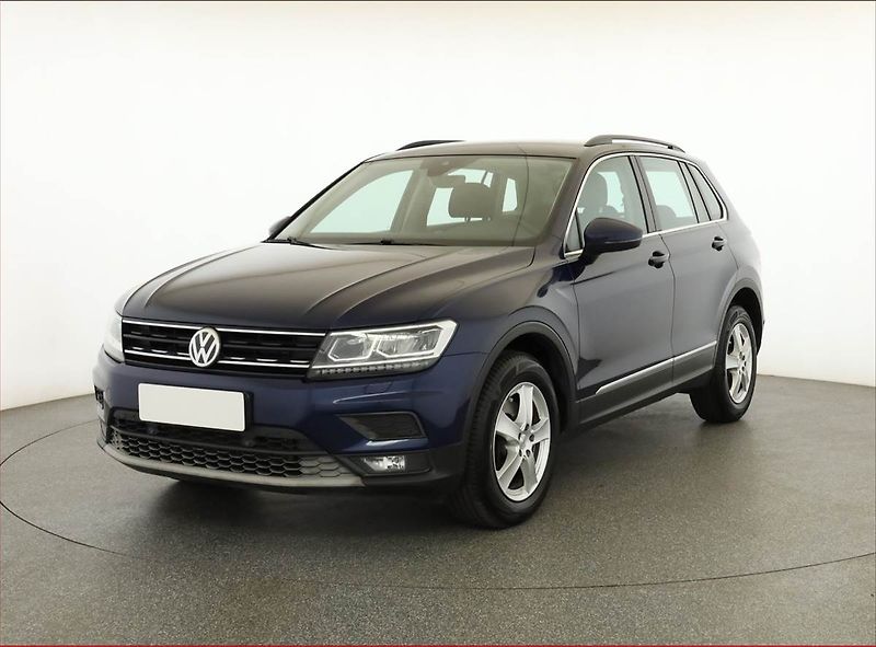Volkswagen Tiguan (2019) Comfortline 2.0 TDI, 4X4 - fotka 2 z 19