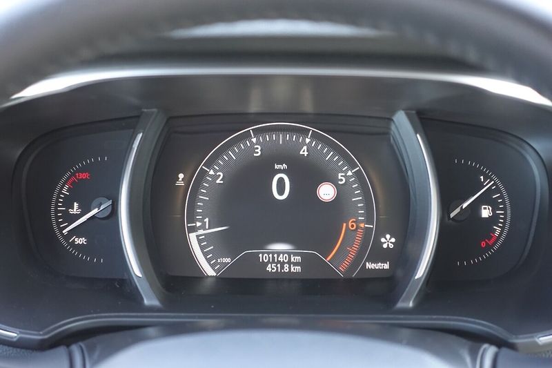 Renault Mégane 1,2TCe M/T - fotka 22 z 30