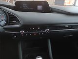 Mazda 3 (2019) 2.0 Skyactiv-G - náhled 12