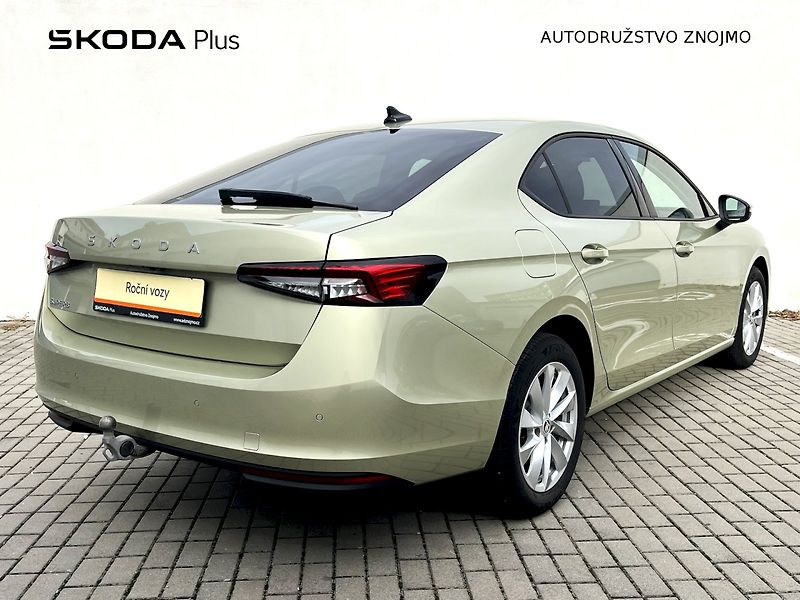 Škoda Superb (2025) 2,0TDI 110KW DSG SELECTION - fotka 2 z 21