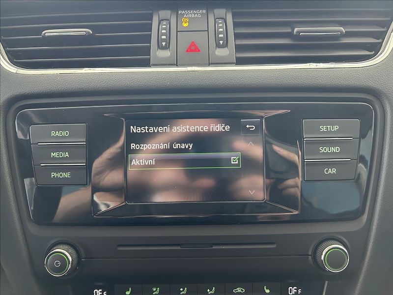 Škoda Octavia 2,0   TDI 110kW,ELEGANCE,ČR - fotka 19 z 27