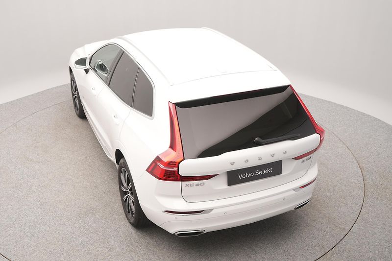 Volvo XC60 B4 AWD INSCRIPTION  - fotka 14 z 49