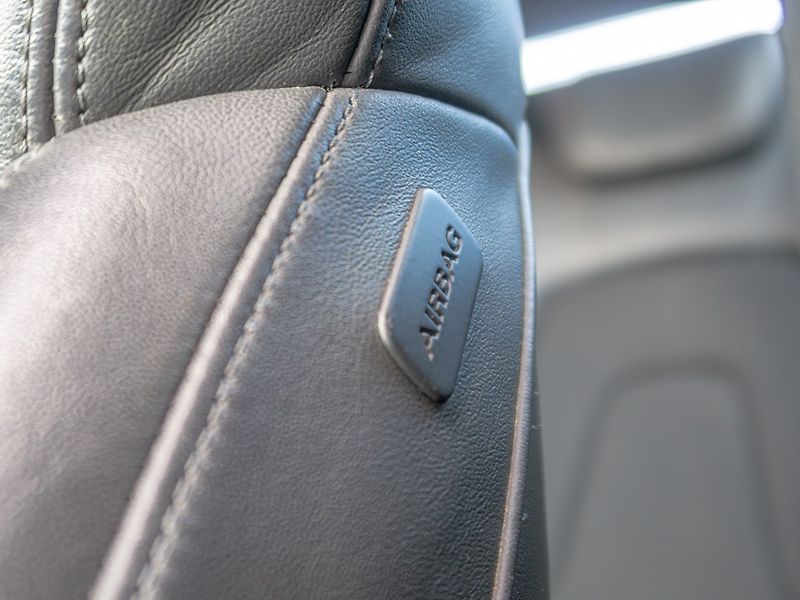 Audi A4 (2008) 2.0TDI 105KW Sline – ROZVODY - fotka 36 z 45