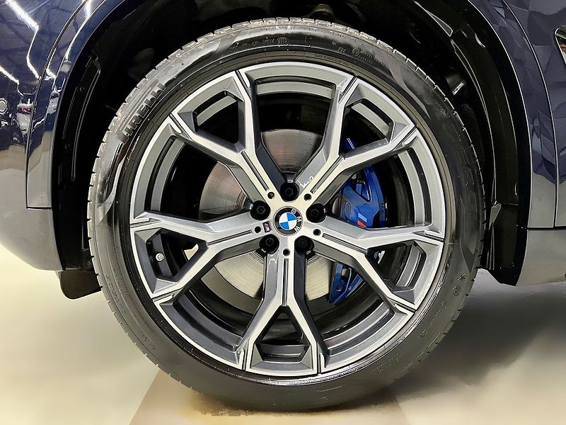 BMW X5 30d xDrive M-SPORT, VZDUCH, PA - fotka 9 z 37