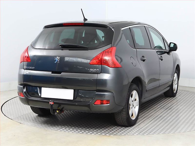 Peugeot 3008 (2012) 1.6 HDi, Serv.kniha, Navi - fotka 5 z 17