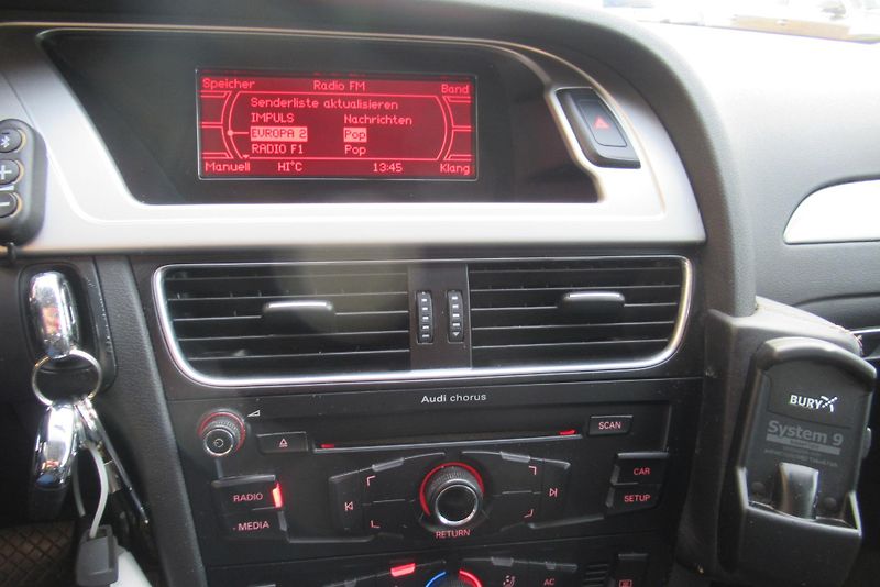 Audi A4 2.0 TDi AUT. KLIMA *AUTOMAT* - fotka 10 z 18
