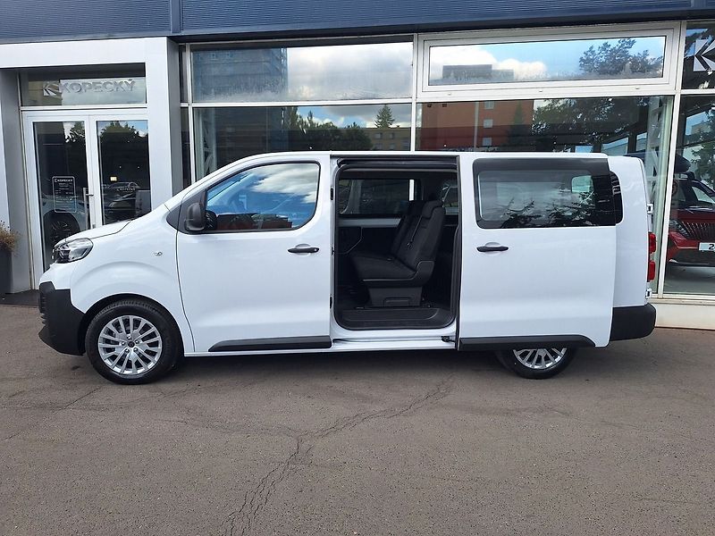 Peugeot Expert (2026) Combi L3 2.2 BlueHDi 180 S&S E - fotka 3 z 19
