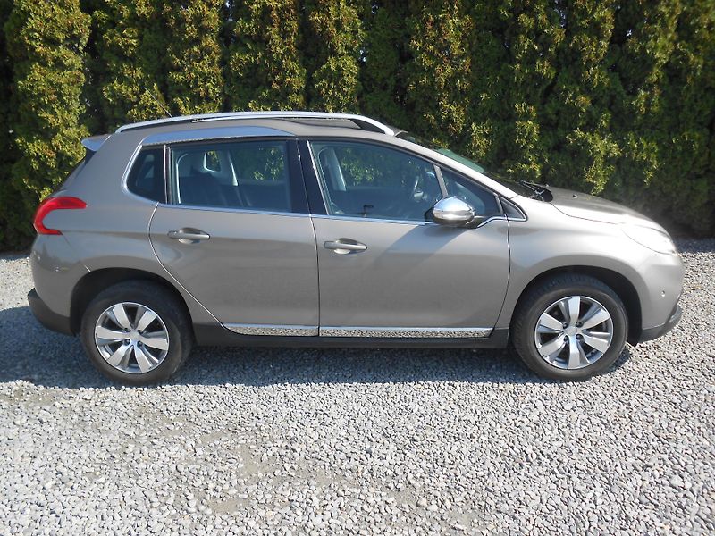 Peugeot 2008 1.6HDi, NAVI. CHROM,ALU - fotka 5 z 39