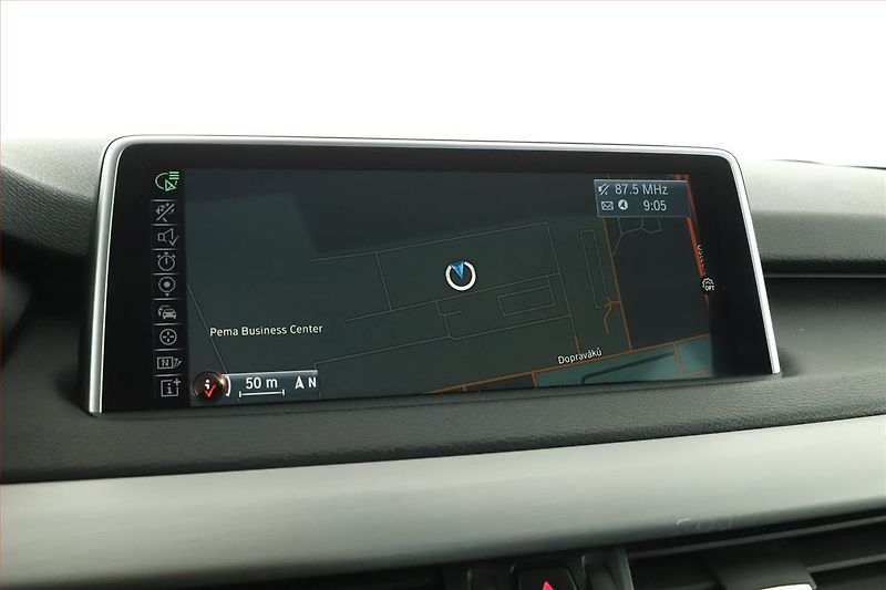 BMW X5 (2015) xDrive40d, 4X4, Automat, Kůže - fotka 15 z 19
