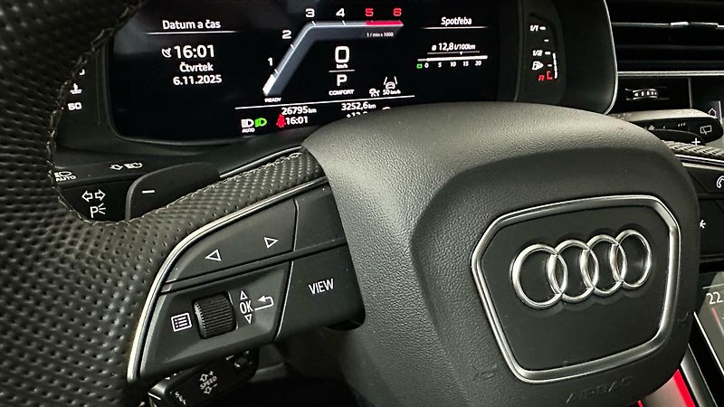 Audi Q8 (2025) S LINE / ZÁRUKA / TOP STAV - fotka 40 z 44