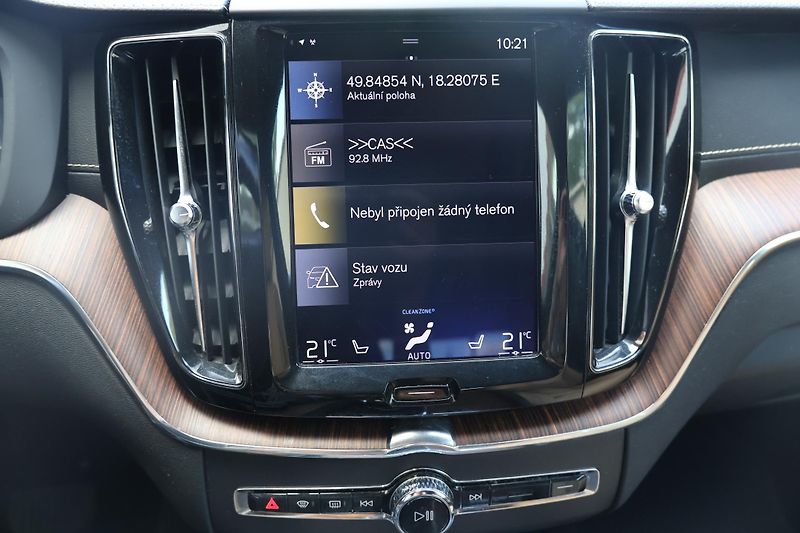 Volvo XC60 (2018) T5 AWD Inscription - fotka 13 z 26