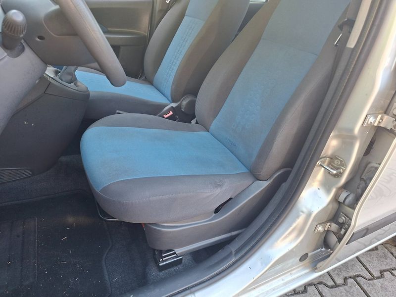 Fiat Panda (2010) 1.2i 44kW -KLIMATIZACE - fotka 17 z 30