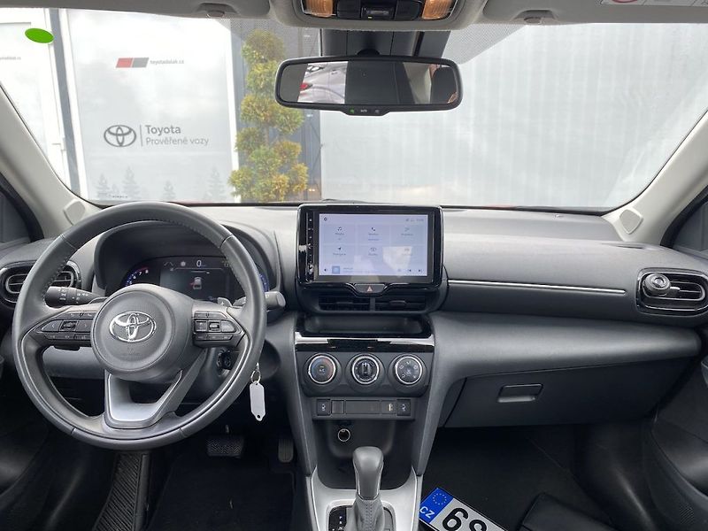 Toyota Yaris Cross 1.5i, ČR, ComTech, záruka - fotka 10 z 15