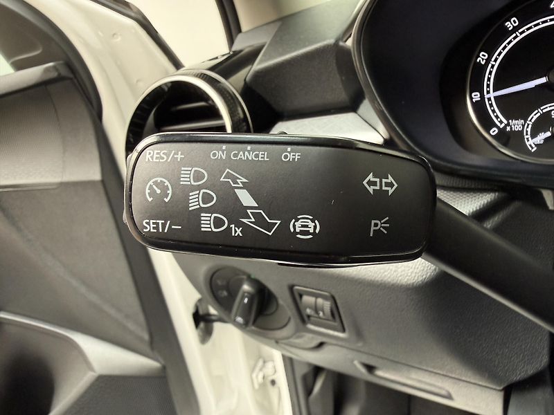 Škoda Fabia 1.0 TSI 70kW Ambition - fotka 7 z 10