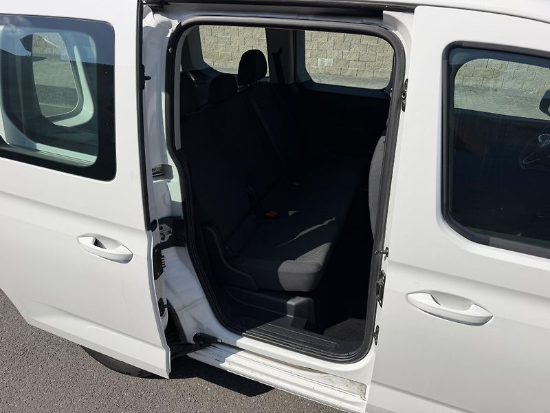 Volkswagen Caddy 2,0TDi 75kW  - fotka 19 z 19