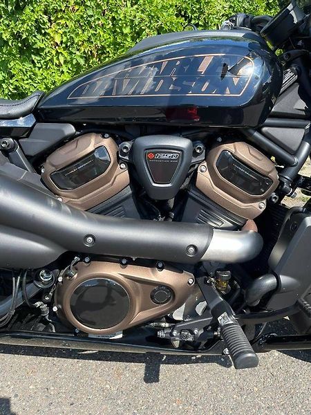 Harley-Davidson (2022) RH 1250S Sportster S - fotka 13 z 15