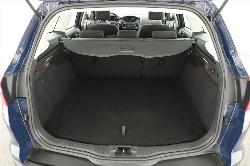 Ford Focus (2016) 1.5 TDCi, Serv.kniha, Tempomat - fotka 12 z 12