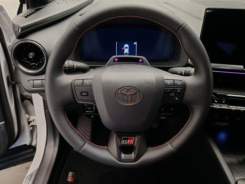 Toyota C-HR 2.0 PHEV 4x2 GR SPORT - fotka 33 z 49