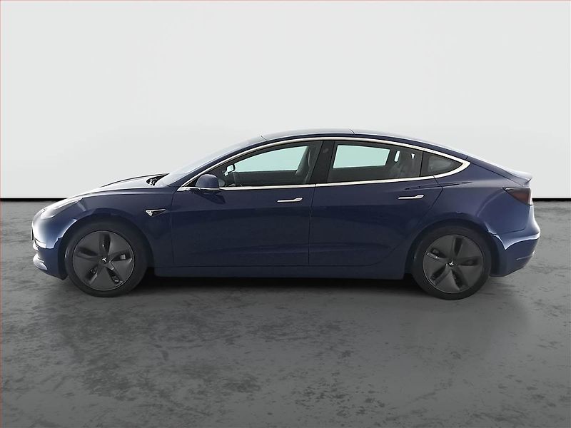Tesla Model 3 (2019) Long Range 4WD 78kWh, SoH 79% - fotka 3 z 21