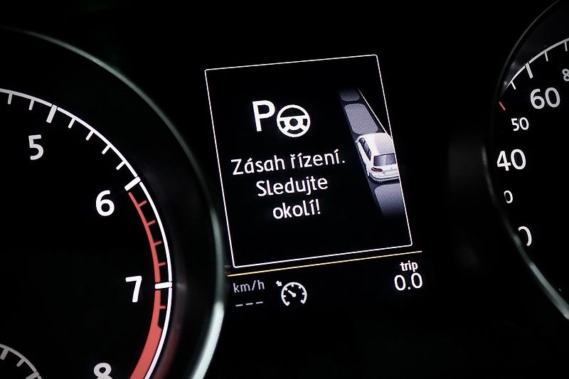 Volkswagen Golf 7 Variant 1.4 TSI 90 kW - fotka 28 z 37