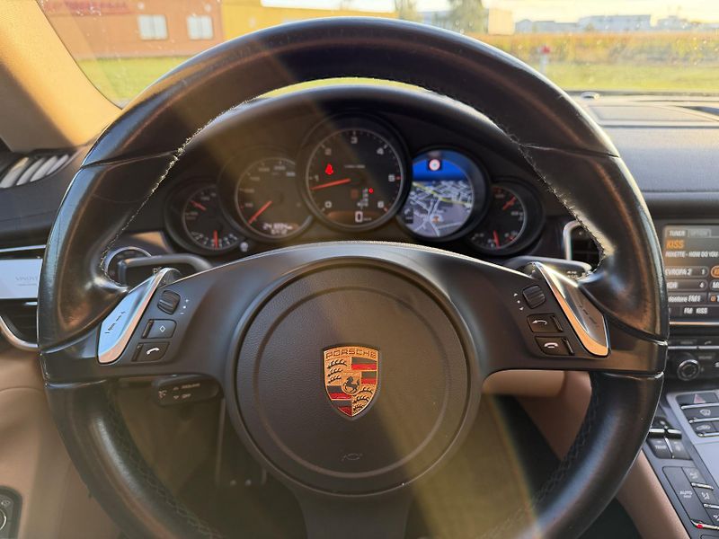 Porsche Panamera 3.0 DIESEL BOSE NAVI KAMERA - fotka 15 z 29