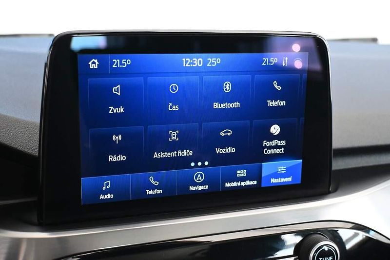Ford Kuga (2020) 2.0 140 KW 4x4 8AT ECOBLUE TIT - fotka 18 z 31