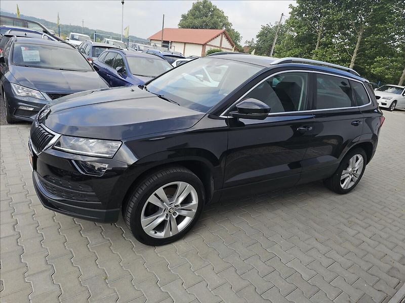 Škoda Karoq 1,5 TSi 110 KW DSG STYLE+ KŮŽE - fotka 10 z 49