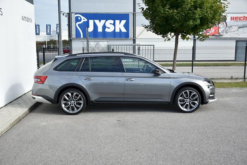 Škoda Superb (2024) Scout 2.0 TSI 206kW 4x4 DSG - fotka 8 z 34