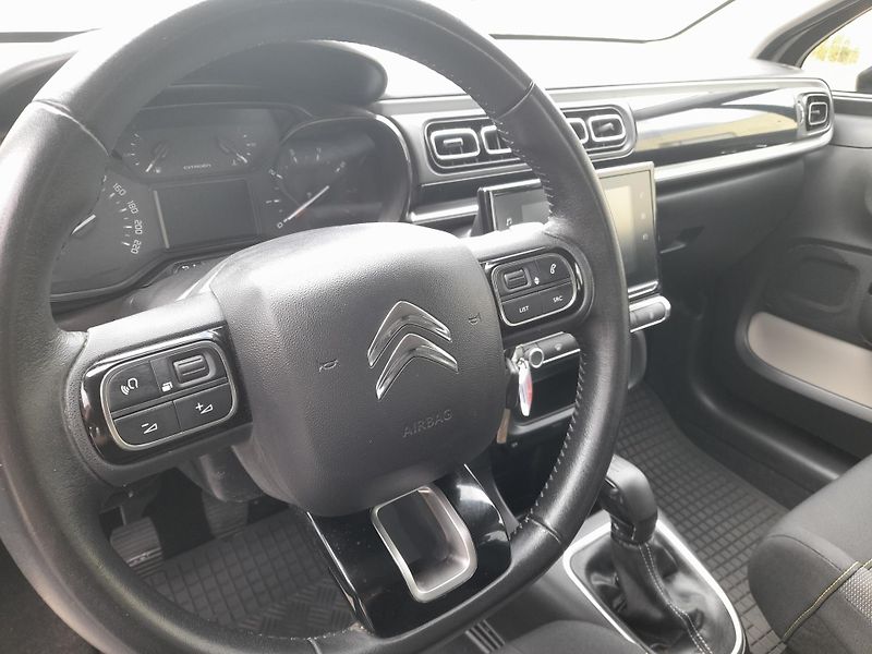 Citroën C3 (2020) 1,2 PureTech 82k NAVIGACE - fotka 13 z 38