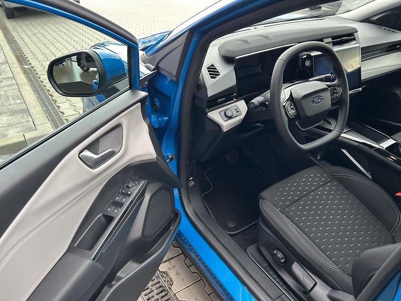 Ford Puma GEN-E 123kW DOJEZD (123kW/168) - fotka 13 z 32