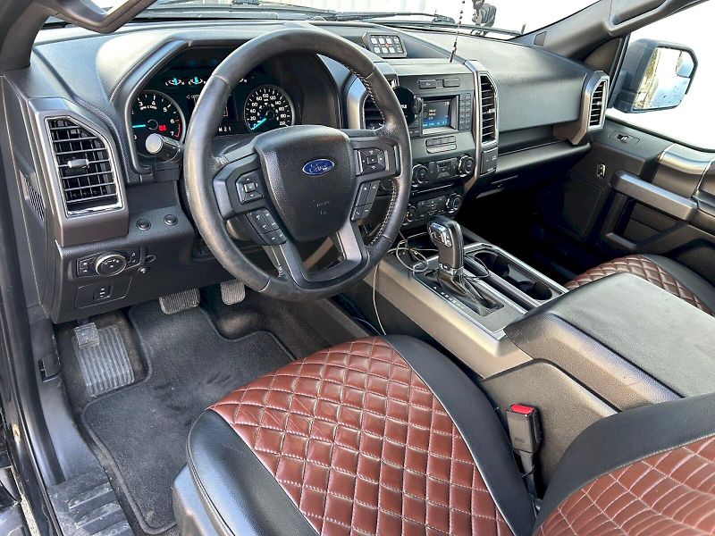 Ford F-150 (2015) XLT - fotka 13 z 20