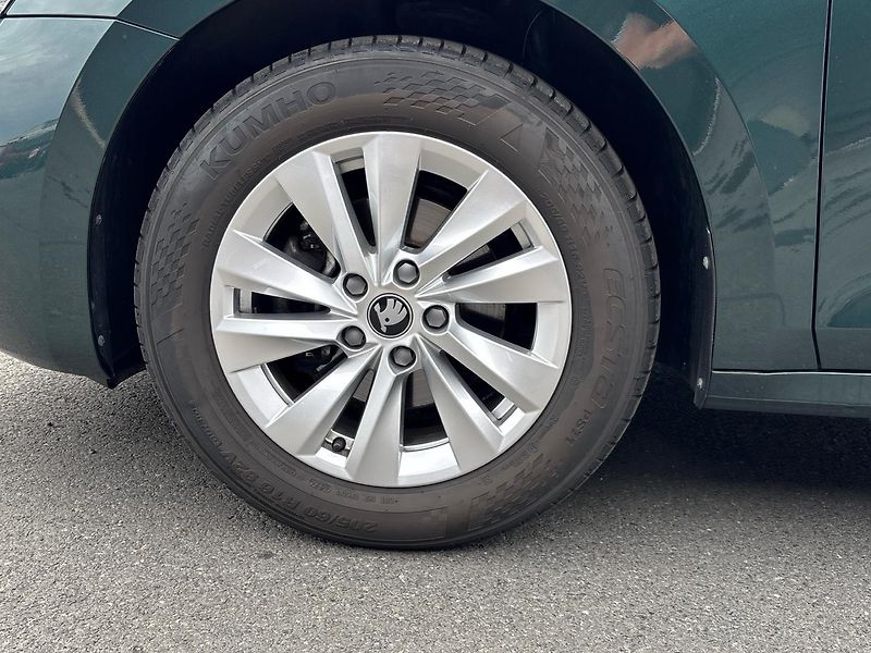 Škoda Octavia Selection - fotka 28 z 28