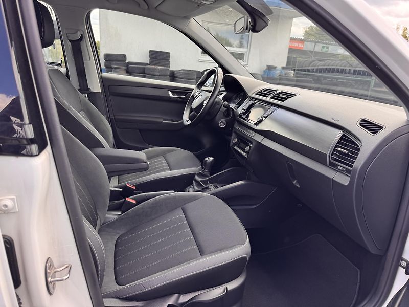 Škoda Fabia III 1.0 TSi,Style,68 tis km - fotka 17 z 18