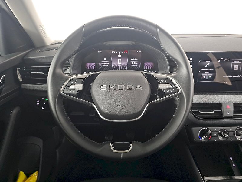 Škoda Kamiq (2025) 1.0TSI 85kW Selection - fotka 8 z 28