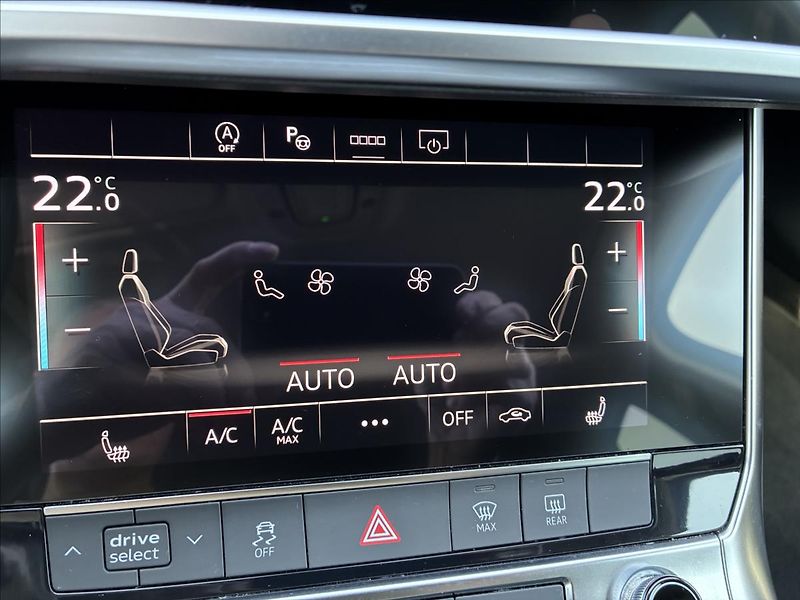 Audi A6 2,0 TFSI 195 KW,KEYLESS,KAMERA - fotka 16 z 26
