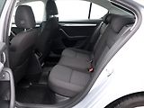 Škoda Octavia 1,6 TDI 77 kW Elegance Aut.kli - náhled 14