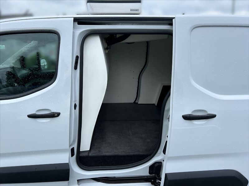 Toyota ProAce City 1,5 D4D 130 extraLComfort - fotka 8 z 11