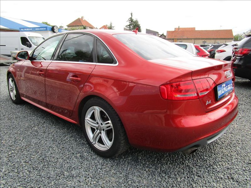 Audi A4 3.0FSi V6 Quattro S-Line - fotka 6 z 49