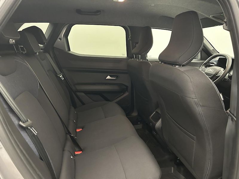 Dacia Duster 1.2 TCE 4x4 Journey - fotka 19 z 26