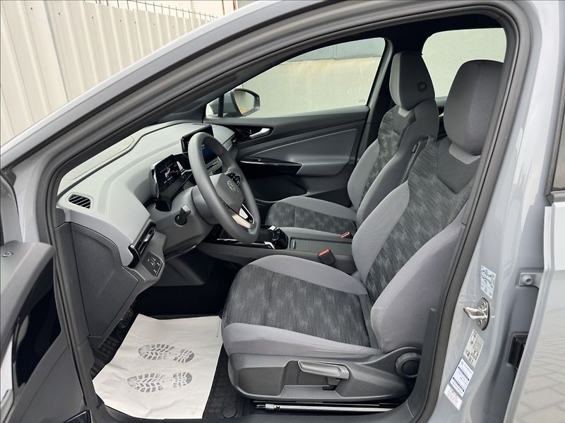 Volkswagen ID.4 0,0 PURE DPH 1.maj. původ ČR - fotka 20 z 50