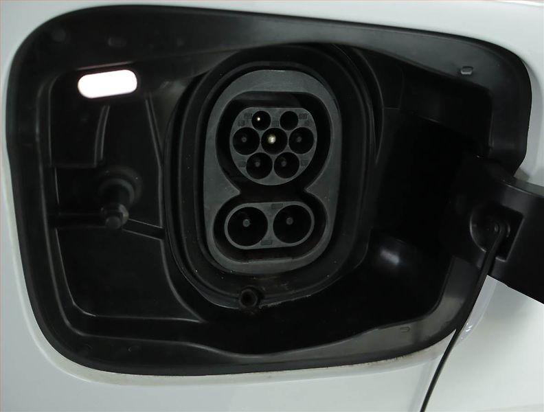Škoda Enyaq (2023) iV 80 (82 kWh), SoH 93% - fotka 19 z 20