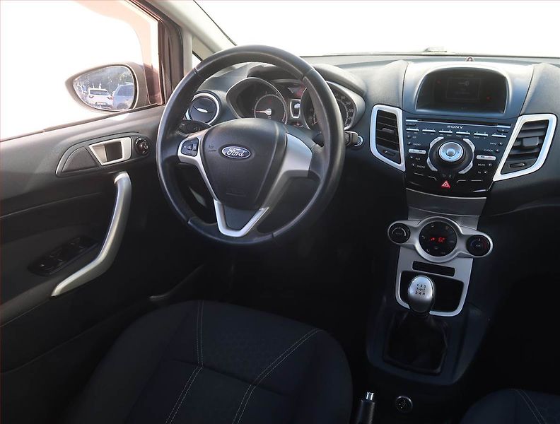 Ford Fiesta (2011) 1.4, LPG, po STK - fotka 7 z 17