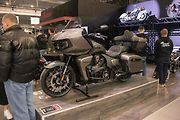 Indian Pursuit Dark Horse